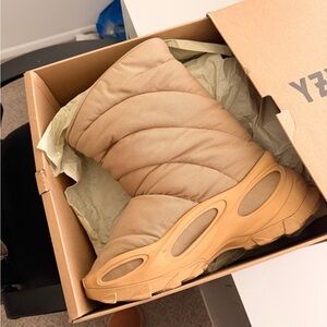 adidas YZY NSLTD BT Box in Brown